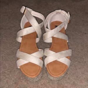 Platform wedges